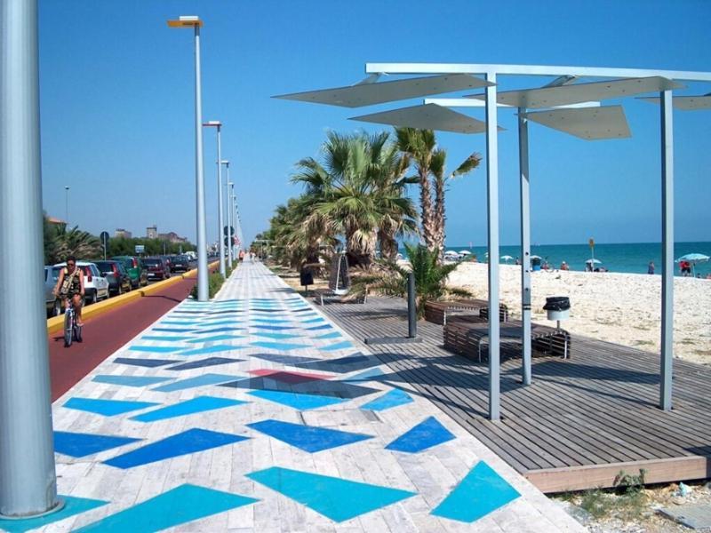 Affittacamere La Pisana Porto SantʼElpidio Buitenkant foto
